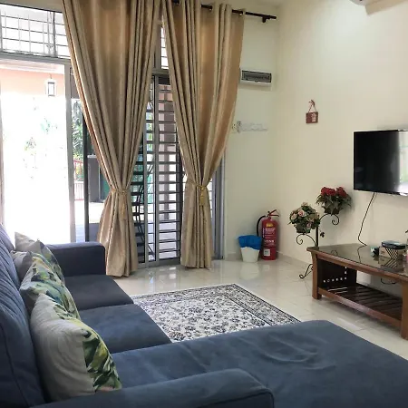 Magnolia 1 Homestay Kampung Kuala Besut Exterior photo
